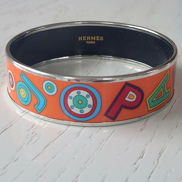 Hermes Wide Orange Paris 24 Faubouh Enamel Bangle-EUC! - Picture 9 of 10